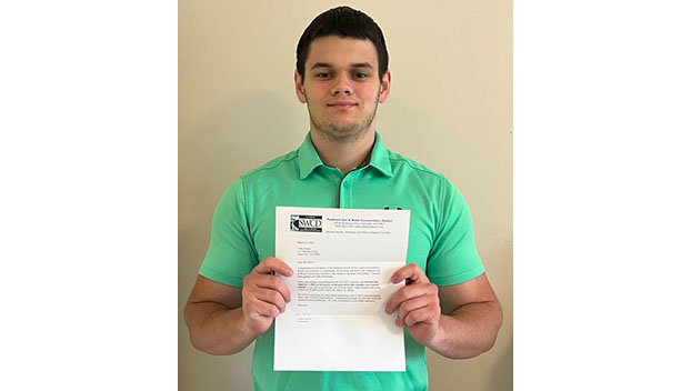 Lindy Hamlett Education Scholarships